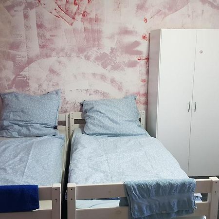 Handwerker Unterkunft Monteurzimmer Mit Gemeinschaftsbad In Brebach 사르브루켄 외부 사진