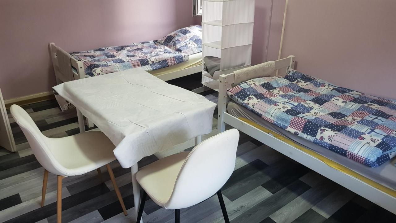 Handwerker Unterkunft Monteurzimmer Mit Gemeinschaftsbad In Brebach 사르브루켄 외부 사진