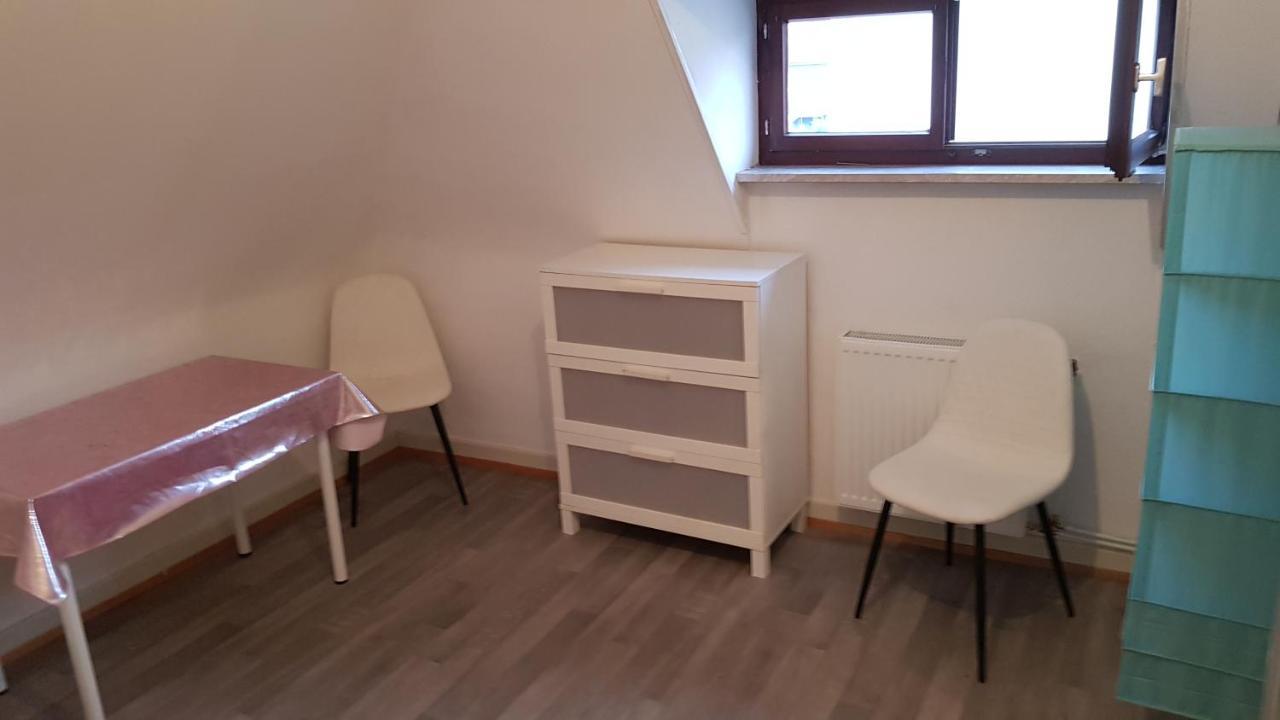 Handwerker Unterkunft Monteurzimmer Mit Gemeinschaftsbad In Brebach 사르브루켄 외부 사진