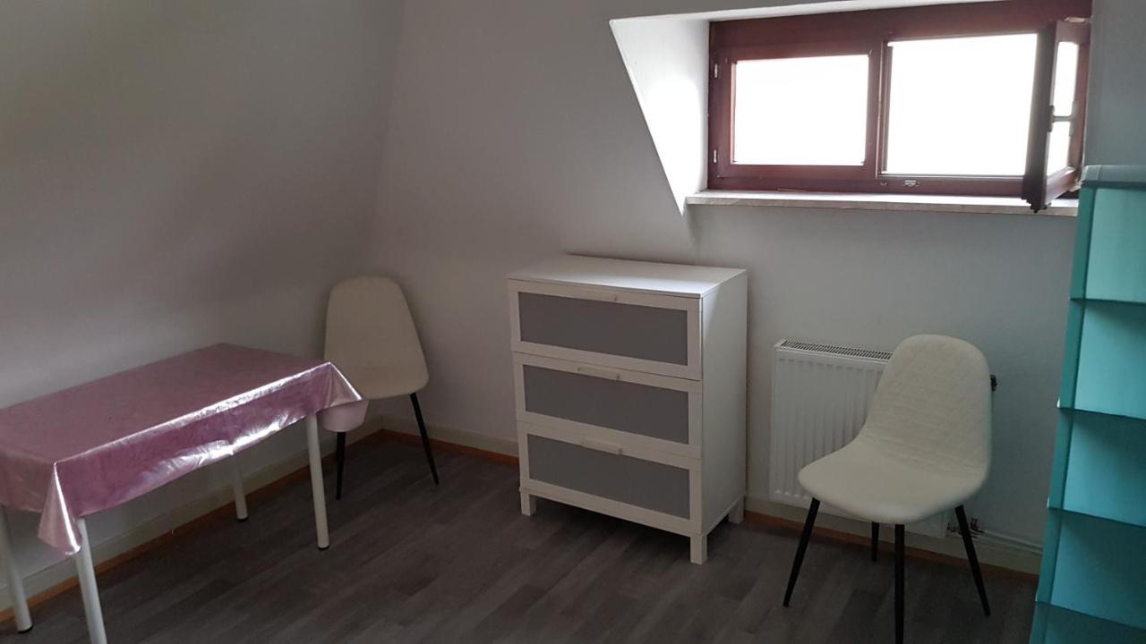 Handwerker Unterkunft Monteurzimmer Mit Gemeinschaftsbad In Brebach 사르브루켄 외부 사진